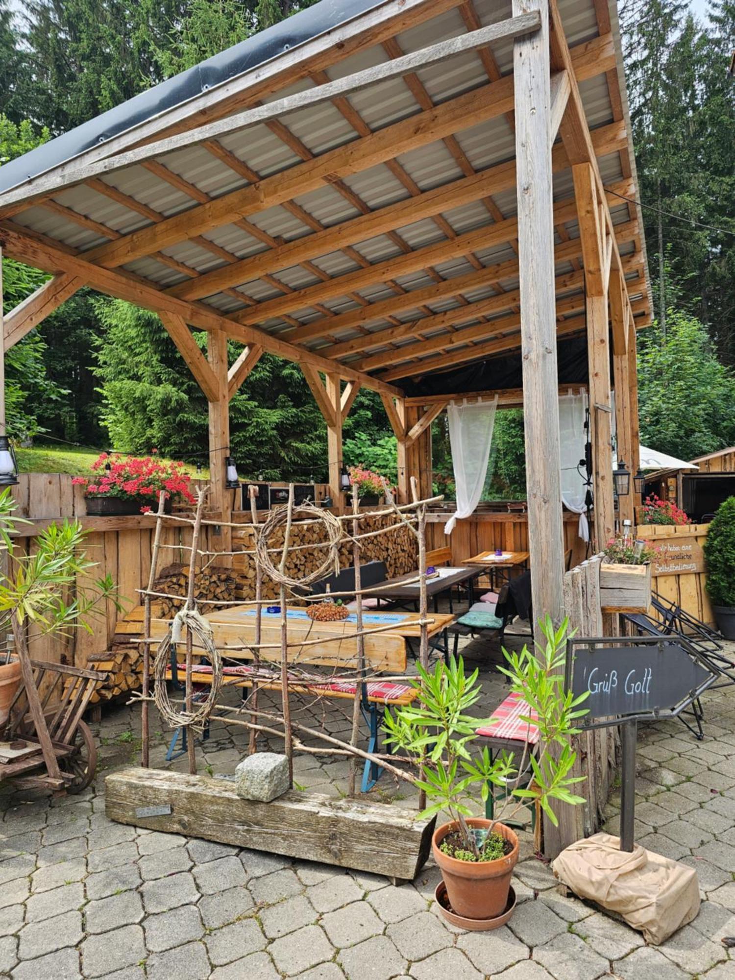 Schatzkisterl Gasthof 3*